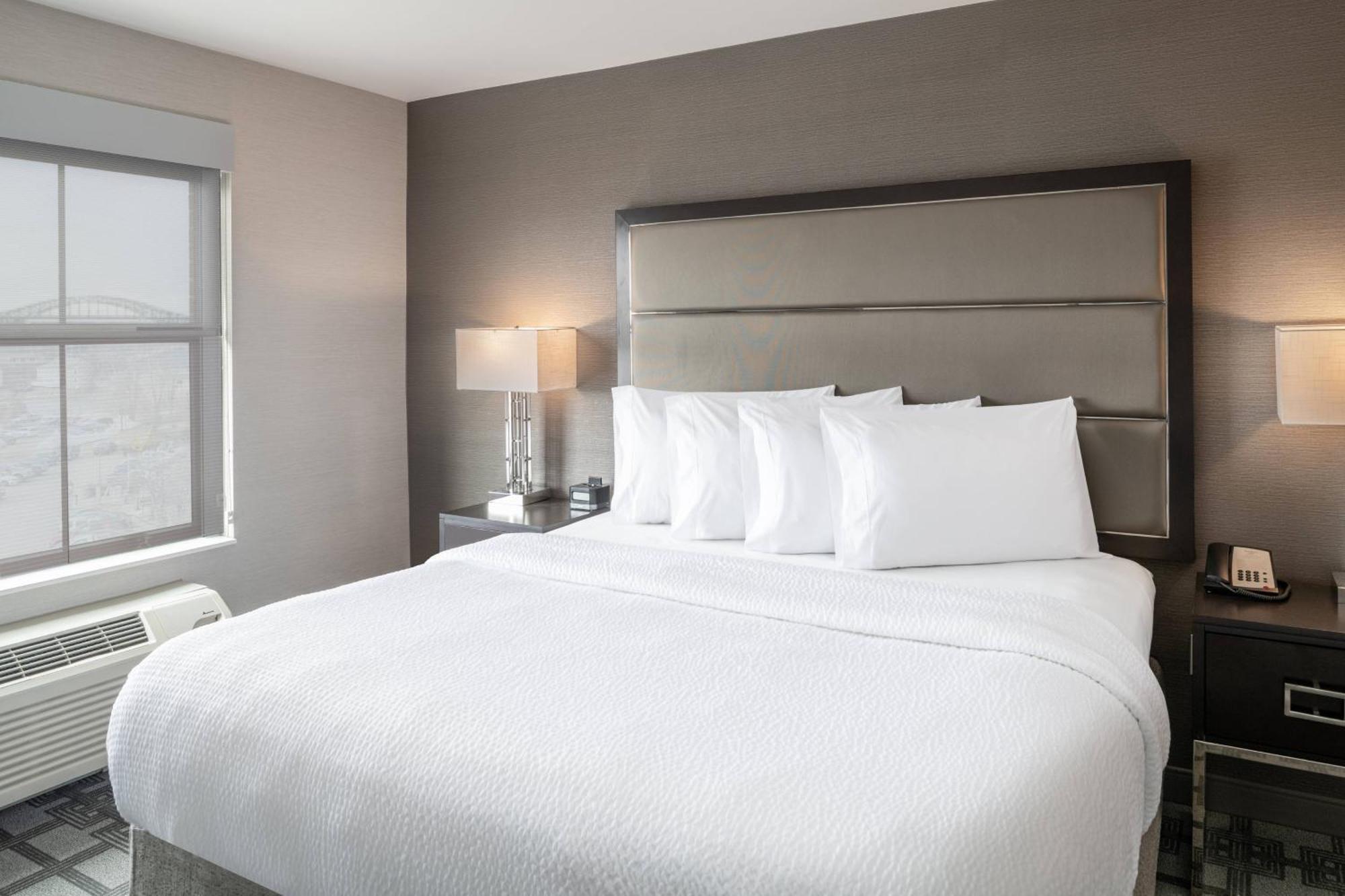Residence Inn By Marriott Portsmouth Downtown Экстерьер фото